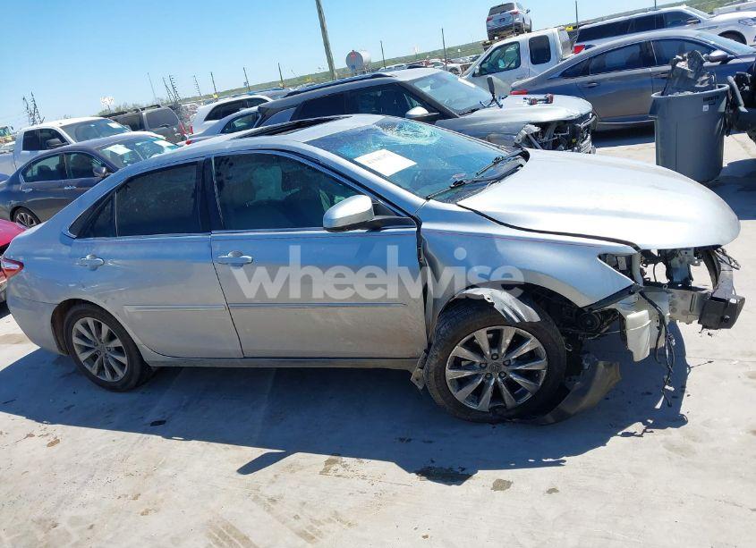Photo 14 of 2015 Toyota Camry XLE V6 (VIN 4T1BK1FK3FU562859)