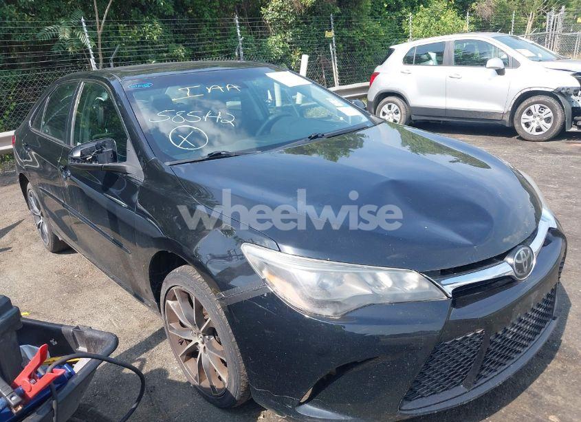 2017 Toyota Camry XSE V6 (VIN 4T1BK1FK3HU585142) main photo