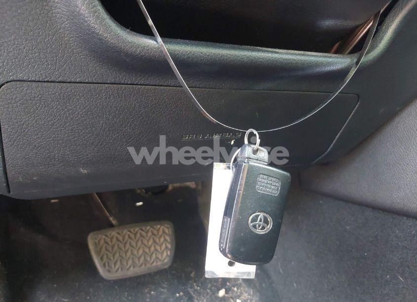 Photo 11 of 2017 Toyota Camry XSE V6 (VIN 4T1BK1FK3HU585142)