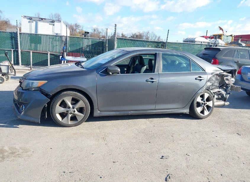 Photo 13 of 2012 Toyota Camry SE V6 (VIN 4T1BK1FK4CU007396)