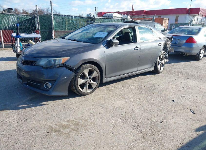 Photo 2 of 2012 Toyota Camry SE V6 (VIN 4T1BK1FK4CU007396)