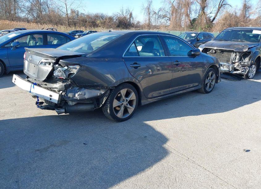 Photo 4 of 2012 Toyota Camry SE V6 (VIN 4T1BK1FK4CU007396)