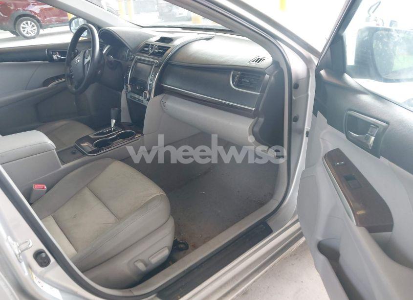 Photo 5 of 2012 Toyota Camry XLE V6 (VIN 4T1BK1FK4CU519949)