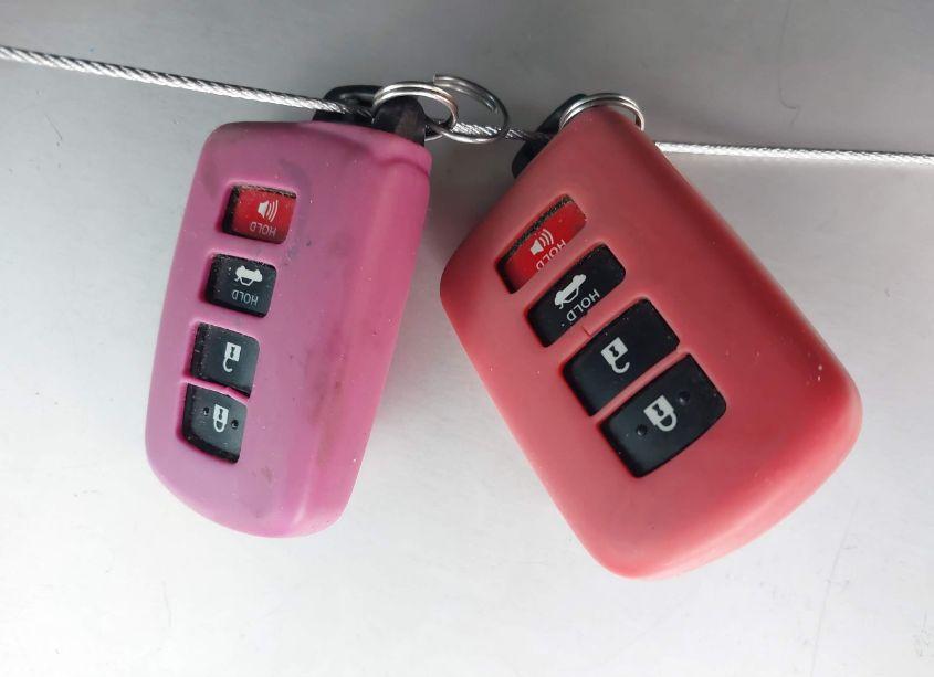 Photo 11 of 2013 Toyota Camry SE V6 (VIN 4T1BK1FK4DU529804)