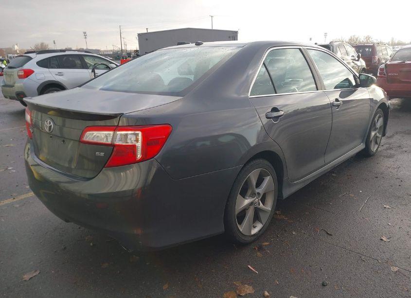 Photo 4 of 2013 Toyota Camry SE V6 (VIN 4T1BK1FK4DU529804)