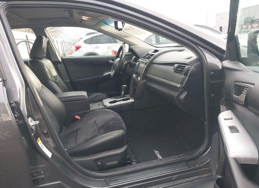 Photo 5 of 2013 Toyota Camry SE V6 (VIN 4T1BK1FK4DU529804)