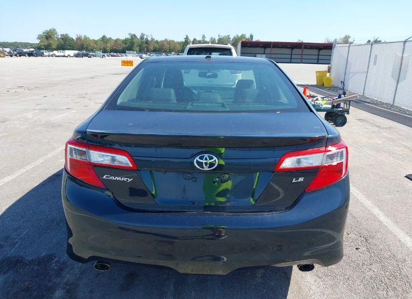 Photo 16 of 2014 Toyota Camry SE V6 (VIN 4T1BK1FK4EU548080)