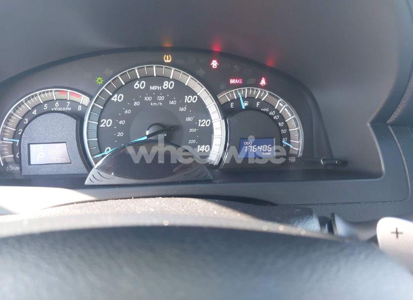 Photo 6 of 2012 Toyota Camry SE V6 (VIN 4T1BK1FK5CU001767)