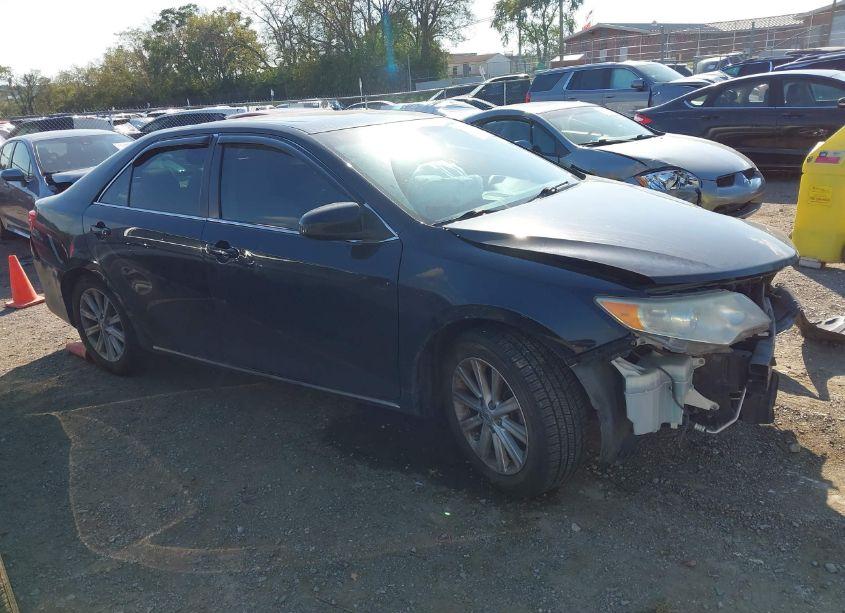 2012 Toyota Camry XLE V6 (VIN 4T1BK1FK5CU519748) main photo