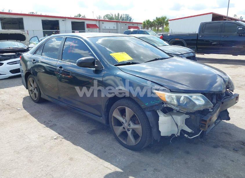 2012 Toyota Camry SE V6 (VIN 4T1BK1FK5CU522097) main photo