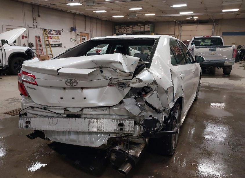 Photo 6 of 2014 Toyota Camry SE V6 (VIN 4T1BK1FK5EU553191)