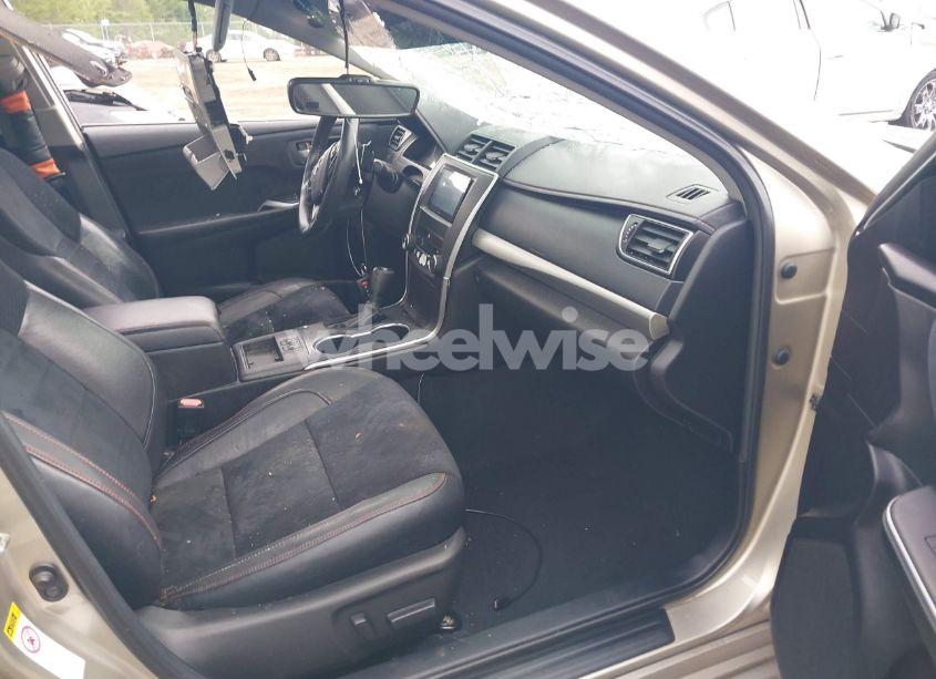 Photo 5 of 2015 Toyota Camry XSE V6 (VIN 4T1BK1FK5FU028455)