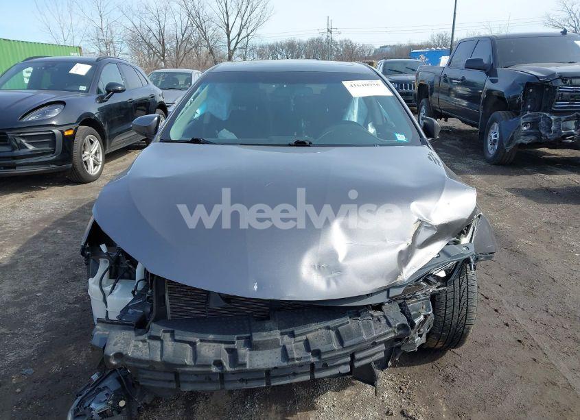 Photo 12 of 2016 Toyota Camry XSE V6 (VIN 4T1BK1FK5GU576540)