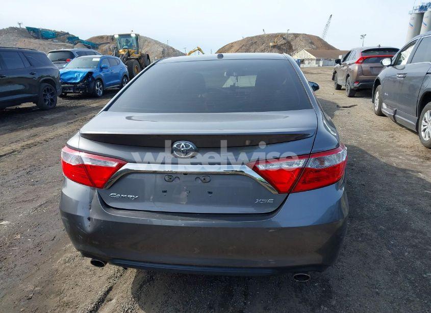 Photo 16 of 2016 Toyota Camry XSE V6 (VIN 4T1BK1FK5GU576540)