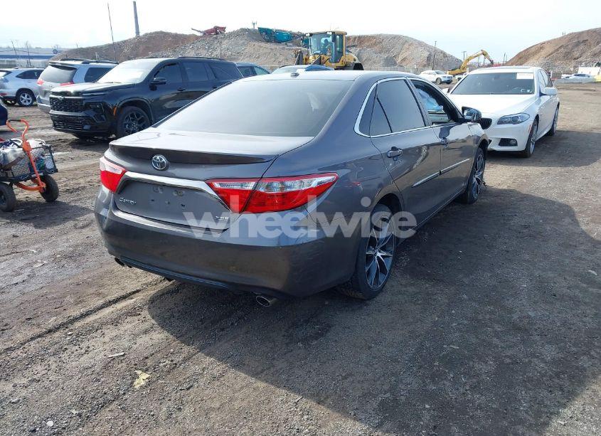 Photo 4 of 2016 Toyota Camry XSE V6 (VIN 4T1BK1FK5GU576540)