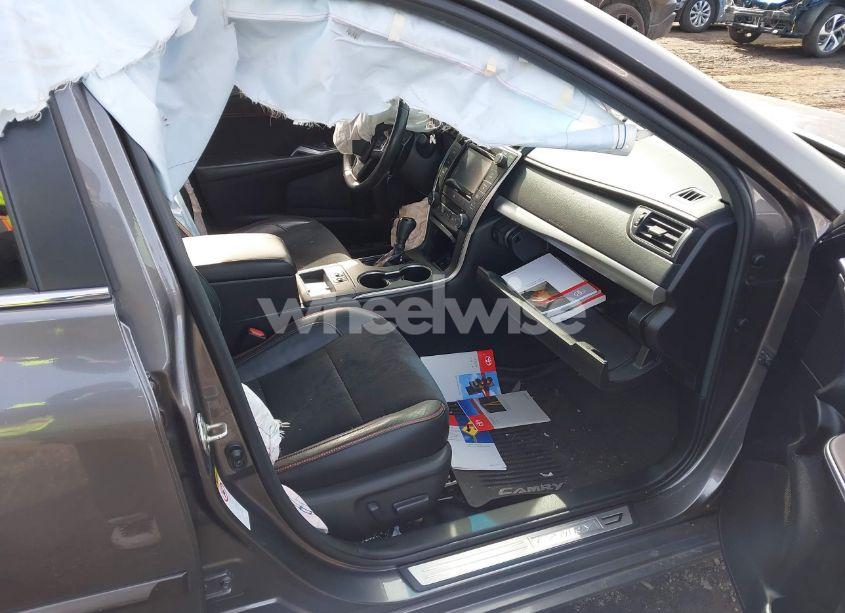 Photo 5 of 2016 Toyota Camry XSE V6 (VIN 4T1BK1FK5GU576540)