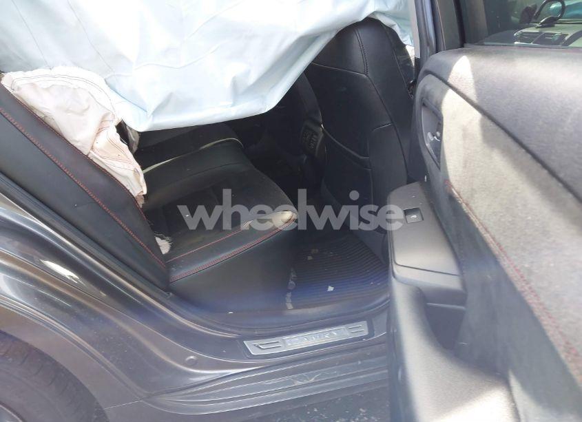 Photo 8 of 2016 Toyota Camry XSE V6 (VIN 4T1BK1FK5GU576540)