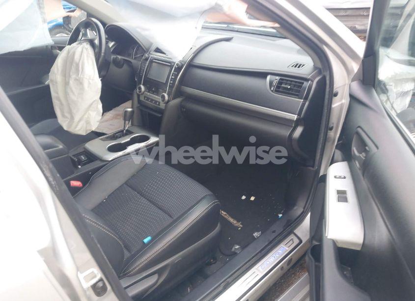 Photo 5 of 2012 Toyota Camry SE V6 (VIN 4T1BK1FK6CU005634)