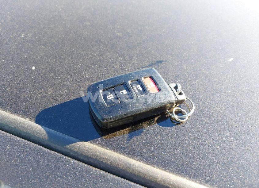 Photo 11 of 2012 Toyota Camry XLE V6 (VIN 4T1BK1FK6CU507351)