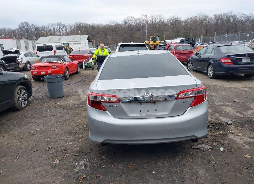 Photo 17 of 2012 Toyota Camry XLE V6 (VIN 4T1BK1FK6CU508810)