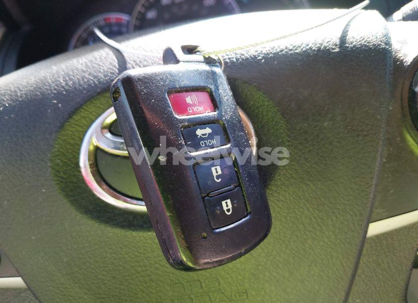 Photo 11 of 2012 Toyota Camry XLE V6 (VIN 4T1BK1FK6CU513876)