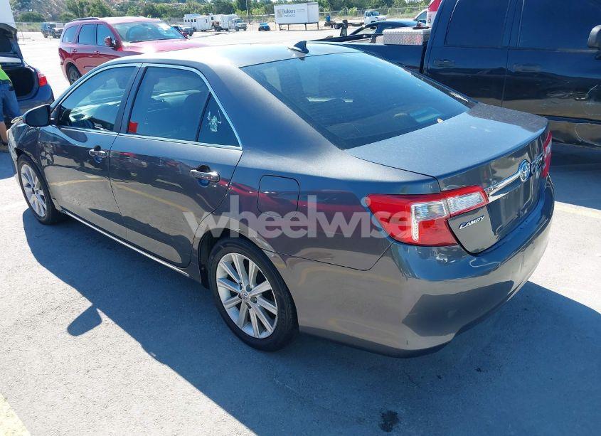 Photo 3 of 2012 Toyota Camry XLE V6 (VIN 4T1BK1FK6CU513876)