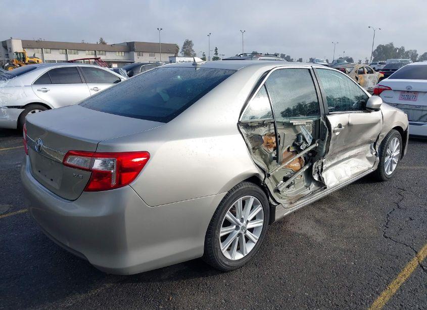 Photo 4 of 2013 Toyota Camry XLE V6 (VIN 4T1BK1FK6DU530470)