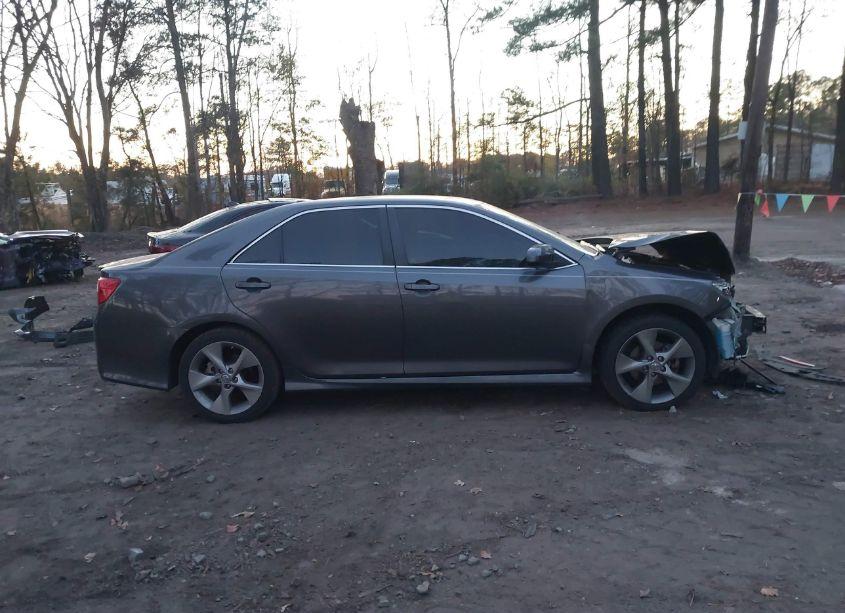 Photo 14 of 2013 Toyota Camry SE V6 (VIN 4T1BK1FK6DU533661)