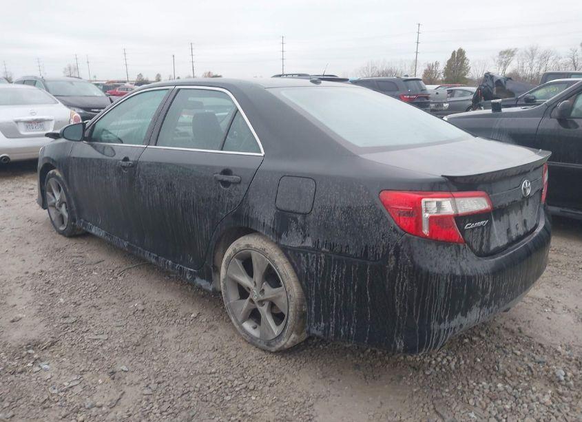 Photo 3 of 2014 Toyota Camry SE V6 (VIN 4T1BK1FK6EU542510)