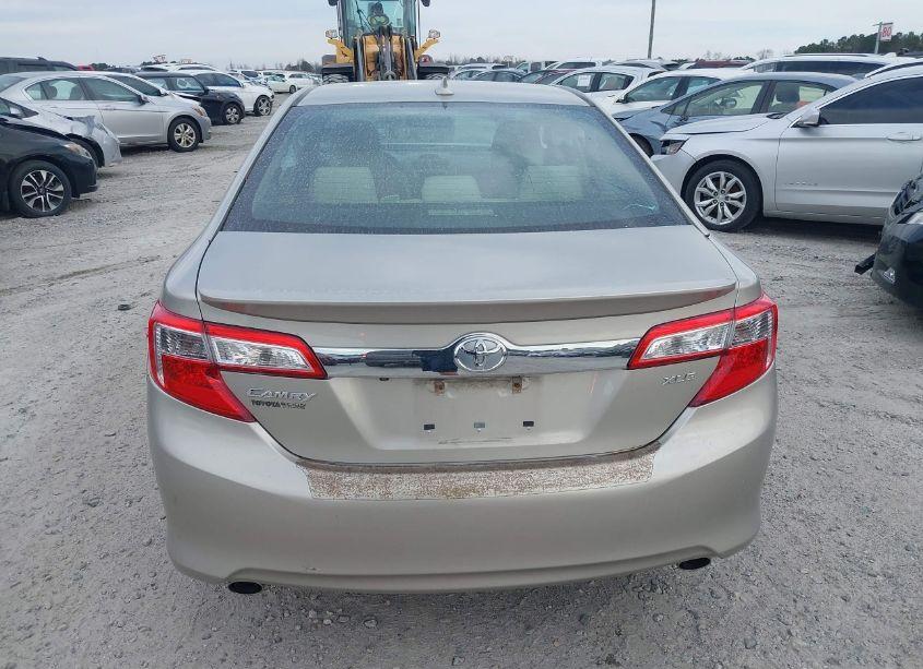 Photo 15 of 2014 Toyota Camry XLE V6 (VIN 4T1BK1FK6EU543611)