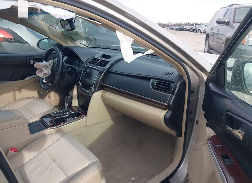 Photo 5 of 2014 Toyota Camry XLE V6 (VIN 4T1BK1FK6EU543611)