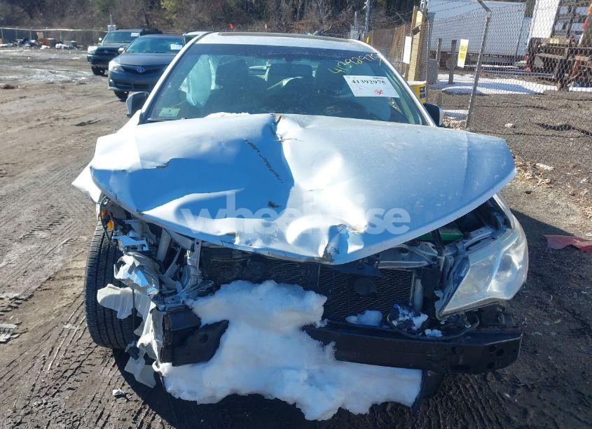 Photo 12 of 2014 Toyota Camry XLE V6 (VIN 4T1BK1FK6EU548176)