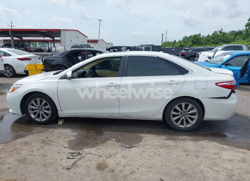 Photo 14 of 2016 Toyota Camry XLE V6 (VIN 4T1BK1FK6GU576398)