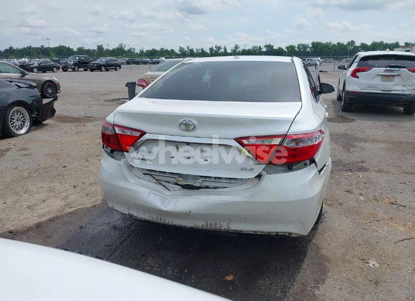 Photo 16 of 2016 Toyota Camry XLE V6 (VIN 4T1BK1FK6GU576398)