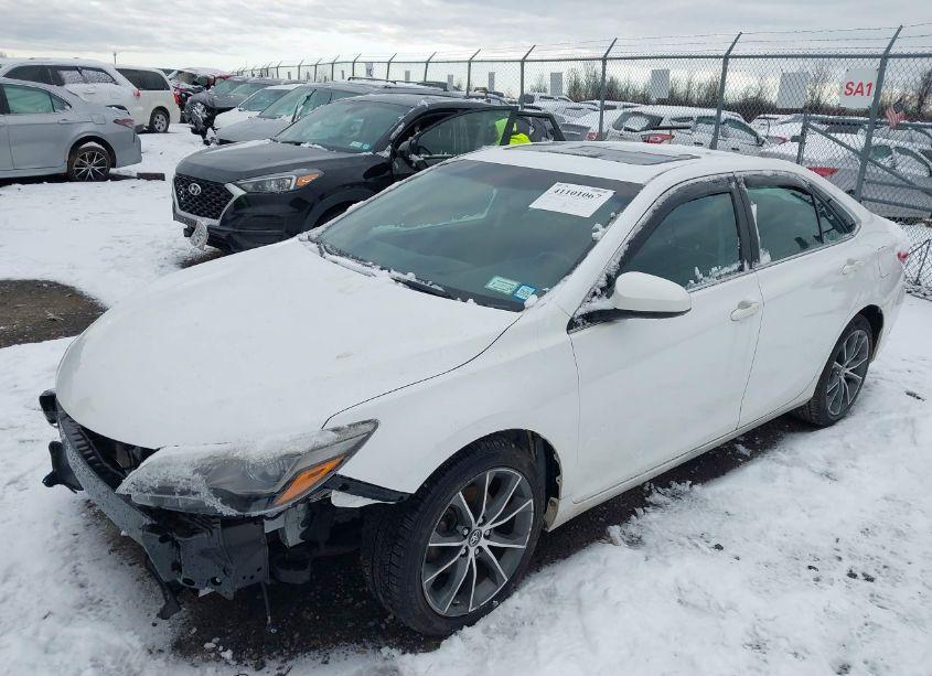 Photo 2 of 2017 Toyota Camry XSE V6 (VIN 4T1BK1FK6HU577813)