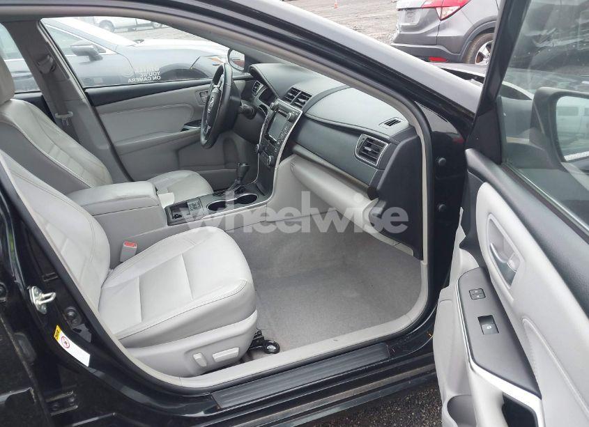 Photo 5 of 2017 Toyota Camry XLE V6 (VIN 4T1BK1FK6HU579531)