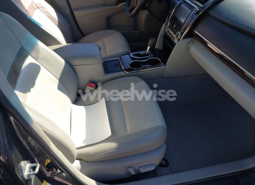 Photo 5 of 2012 Toyota Camry XLE V6 (VIN 4T1BK1FK7CU506256)