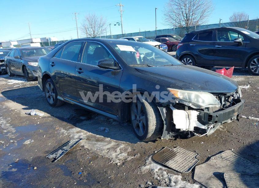 2012 Toyota Camry SE V6 (VIN 4T1BK1FK7CU522280) main photo