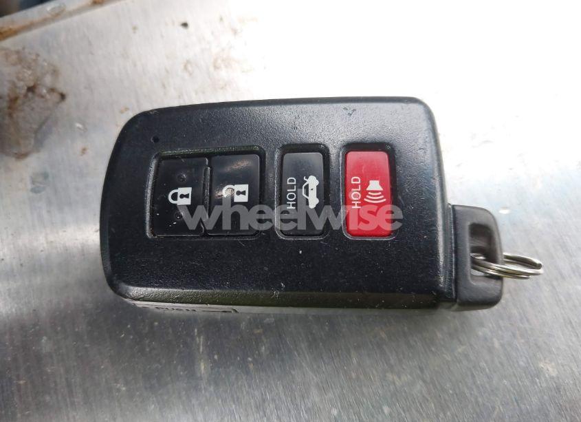 Photo 11 of 2013 Toyota Camry XLE V6 (VIN 4T1BK1FK7DU531305)