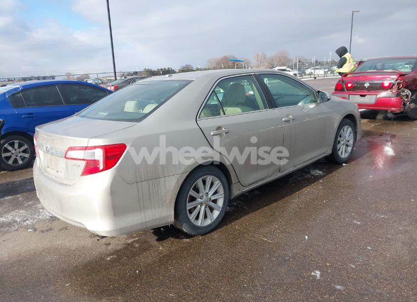 Photo 4 of 2013 Toyota Camry XLE V6 (VIN 4T1BK1FK7DU531305)