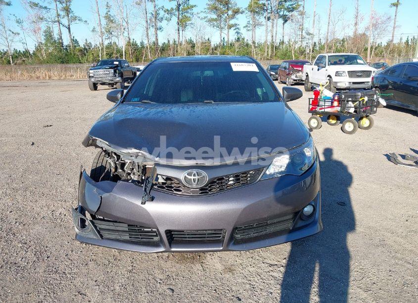 Photo 12 of 2013 Toyota Camry SE V6 (VIN 4T1BK1FK7DU532714)
