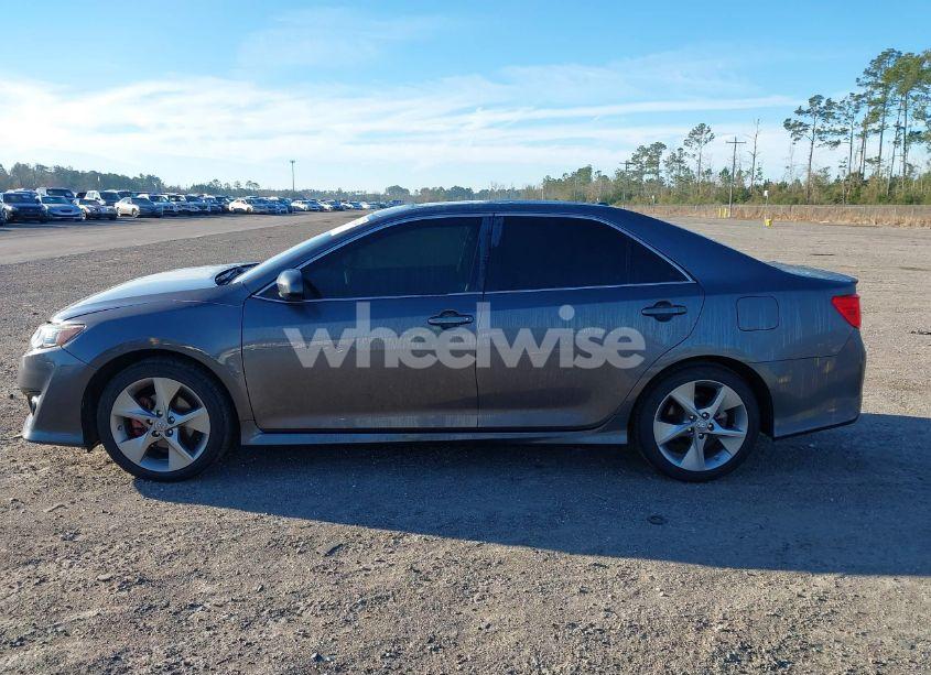 Photo 14 of 2013 Toyota Camry SE V6 (VIN 4T1BK1FK7DU532714)