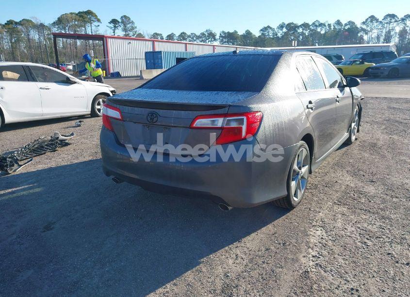 Photo 4 of 2013 Toyota Camry SE V6 (VIN 4T1BK1FK7DU532714)