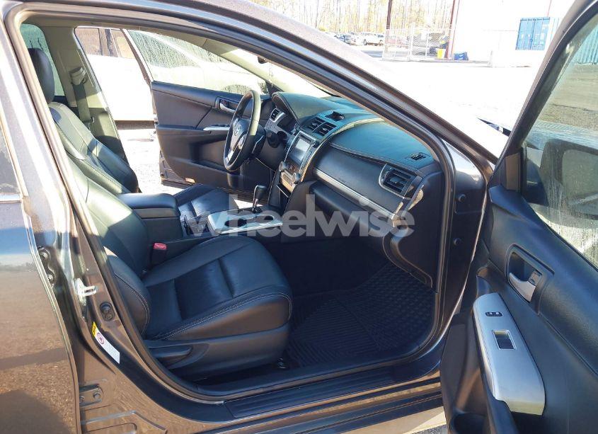 Photo 5 of 2013 Toyota Camry SE V6 (VIN 4T1BK1FK7DU532714)