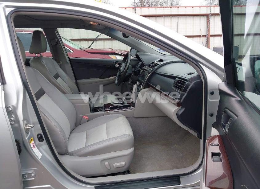 Photo 5 of 2014 Toyota Camry XLE V6 (VIN 4T1BK1FK7EU540975)