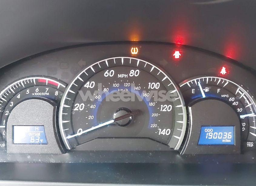 Photo 7 of 2014 Toyota Camry XLE V6 (VIN 4T1BK1FK7EU540975)