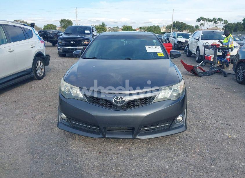 Photo 12 of 2014 Toyota Camry SE V6 (VIN 4T1BK1FK7EU541415)
