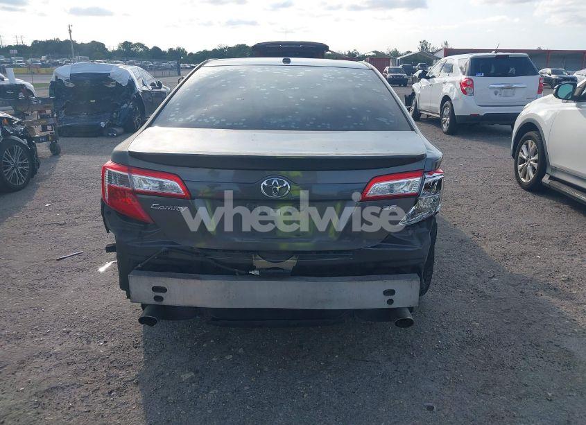 Photo 16 of 2014 Toyota Camry SE V6 (VIN 4T1BK1FK7EU541415)