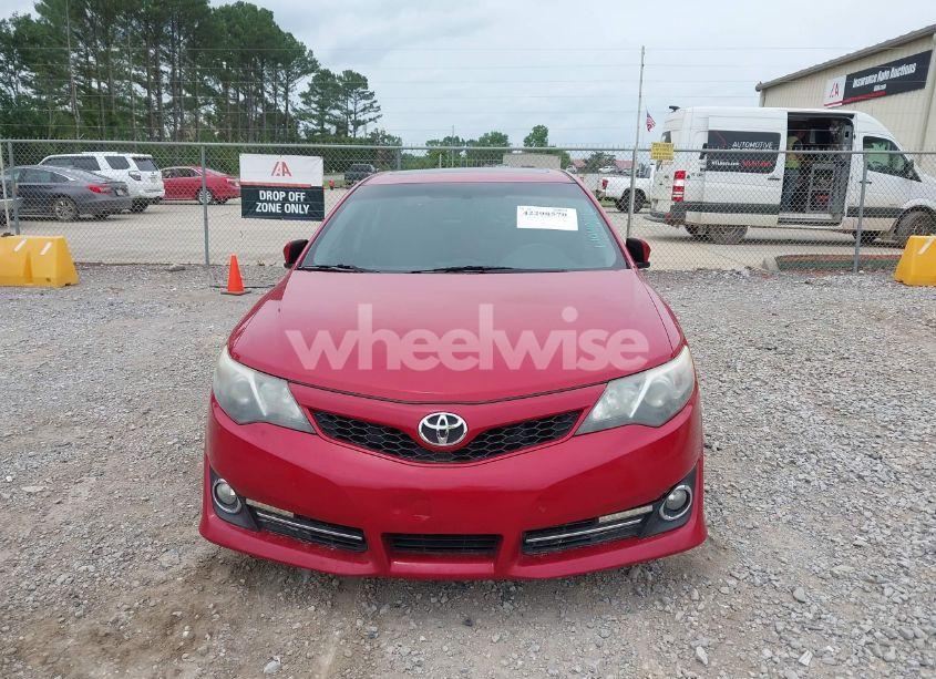 Photo 13 of 2014 Toyota Camry SE V6 (VIN 4T1BK1FK7EU543472)