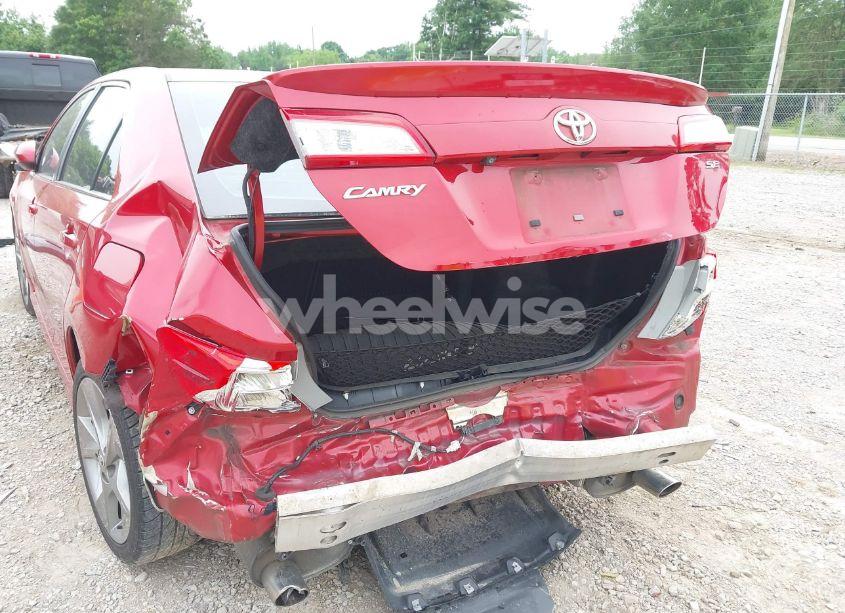 Photo 6 of 2014 Toyota Camry SE V6 (VIN 4T1BK1FK7EU543472)